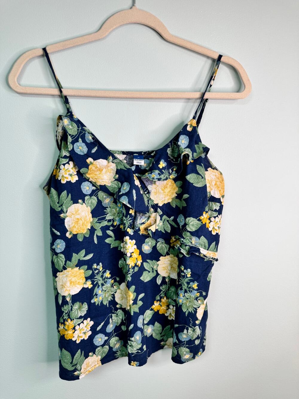 EUC! Old Navy V- Neck Ruffle Linen Cami With - Size Medium - Blue- Lightweight